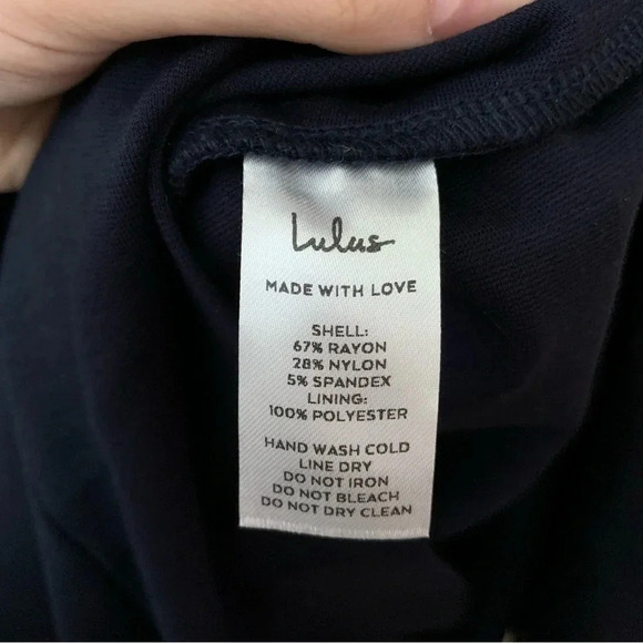 Lulus How Much I Care Midnight Blue Off-the-Shoulder Midi Dress Size Medium NWT - Picture 10 of 11